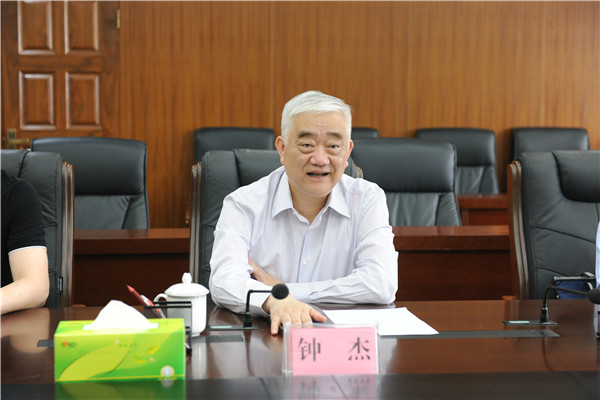 上海市国动办党组书记主任钟杰一行赴四川考察交流国防动员工作